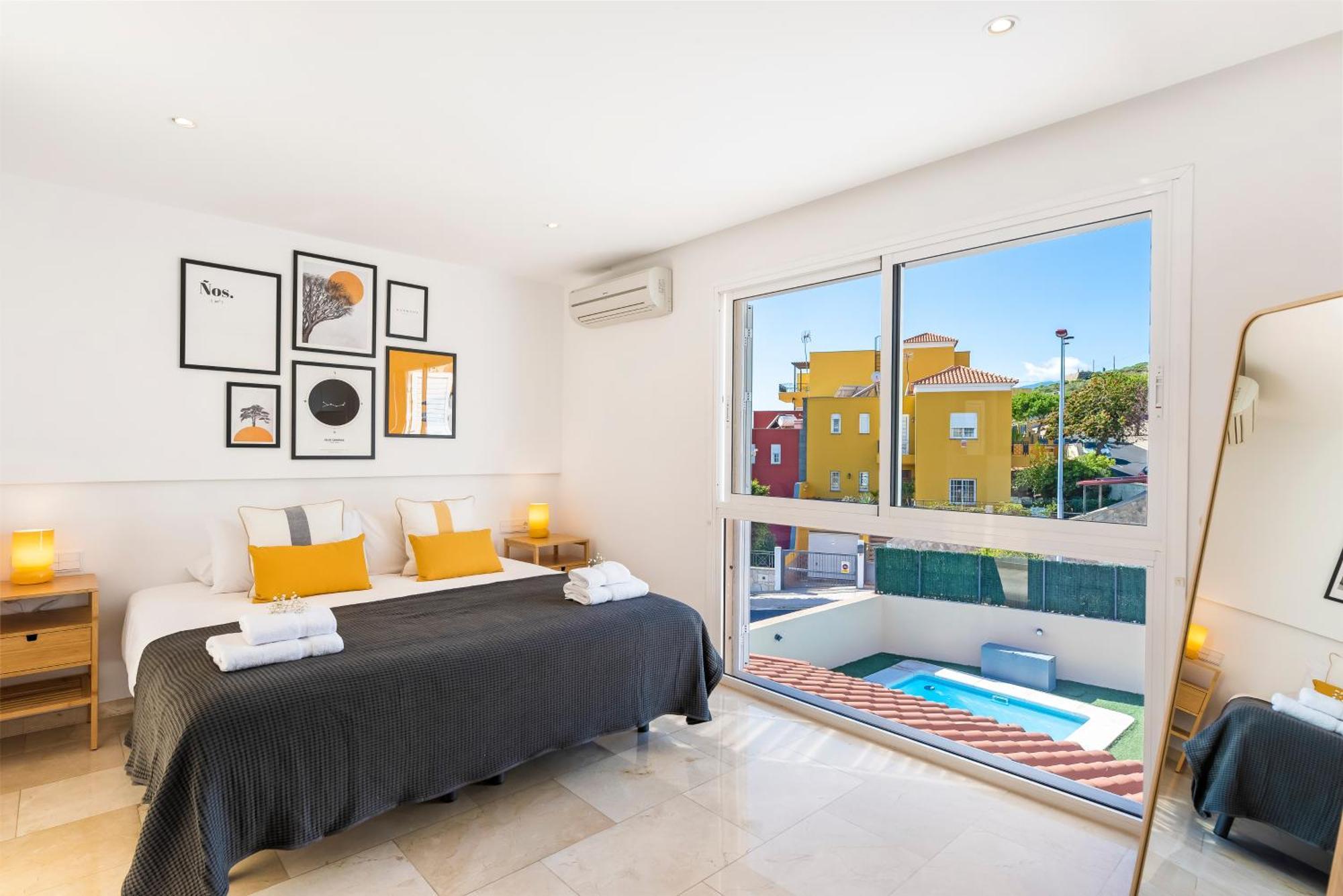 קנדלריה Villa Trueno Refugio De Lujo Con Piscina Climatizada Y Vistas מראה חיצוני תמונה